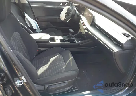 2025 Kia K5 Lxs from USA, damaged, VIN KNAG24J79S5348703